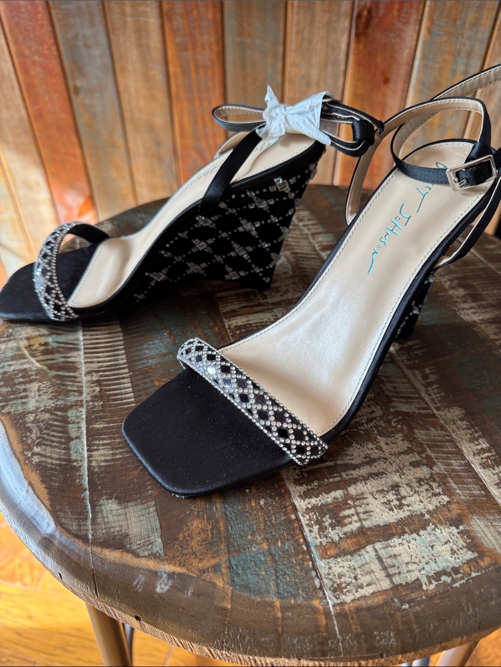 Betsey Johnson Black Crystal Embellished Wedge Sandals- GORGEOUS! - Picture 2 of 4